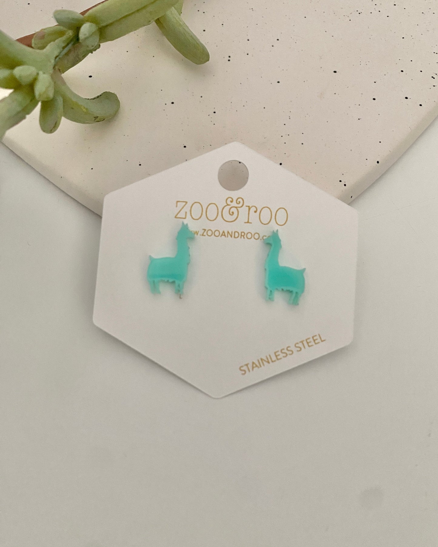 Llama Studs