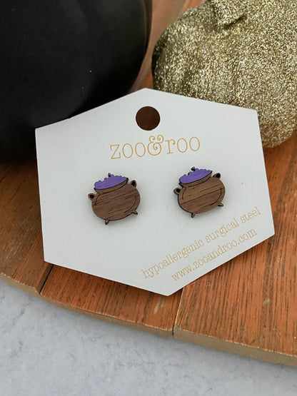 Cauldron studs