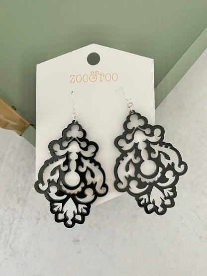 Chandelier earrings