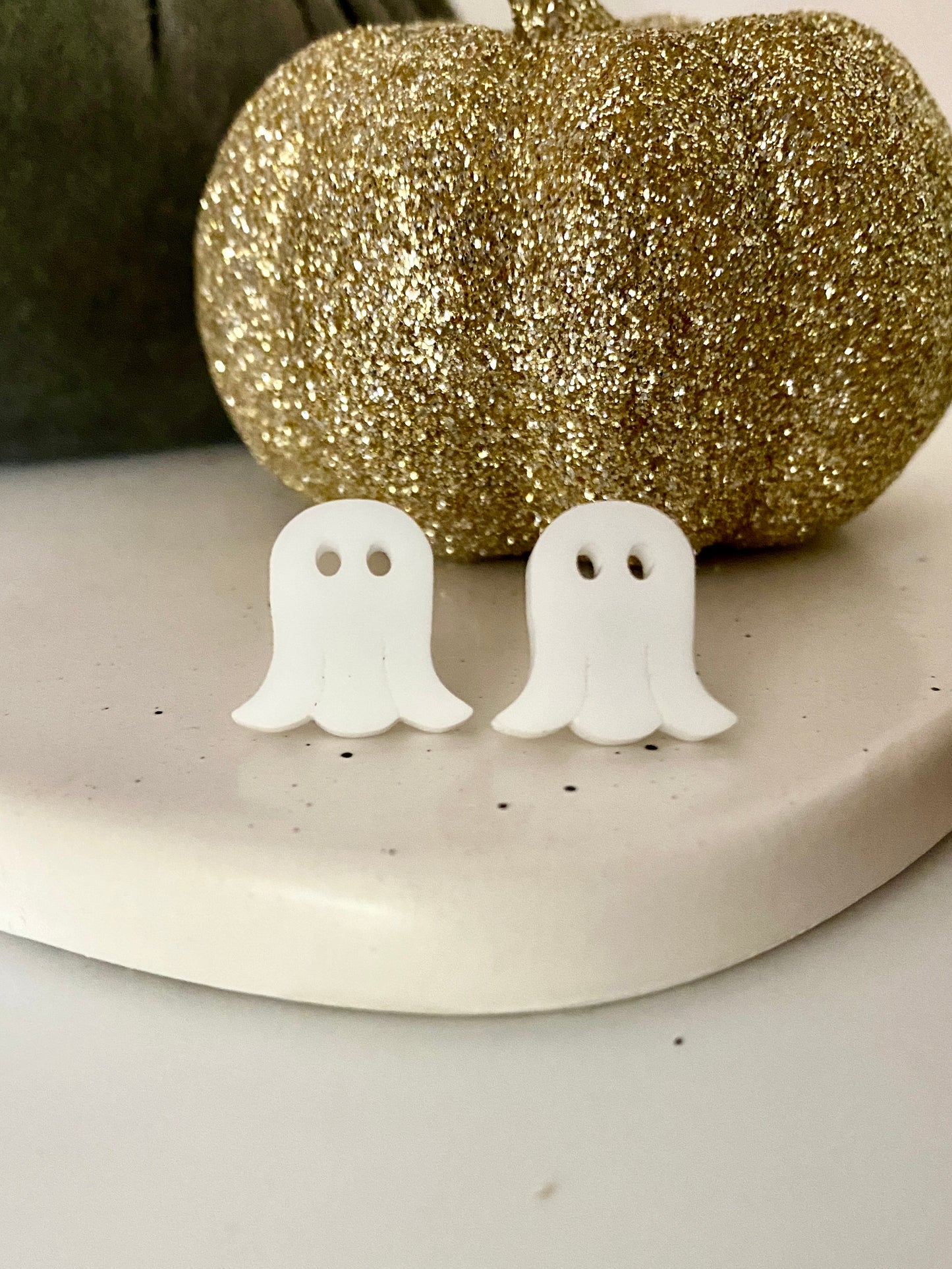 Ghost studs