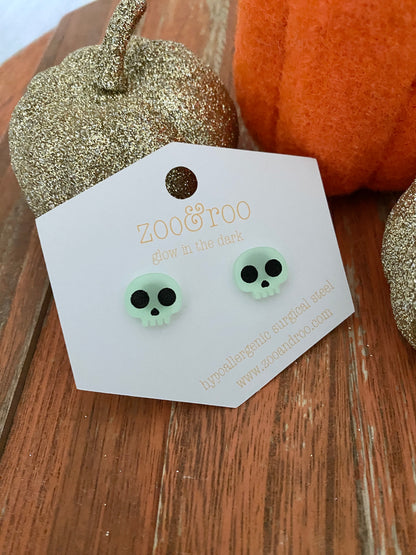 Glow in the dark skull studs