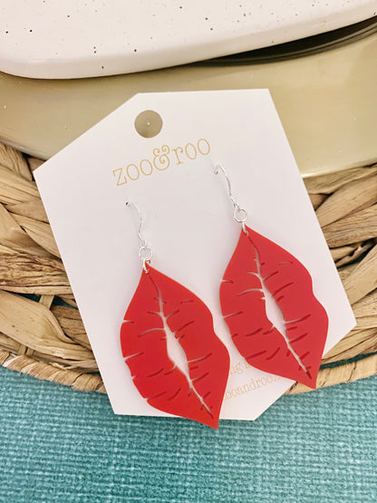 Kissy Lips earrings