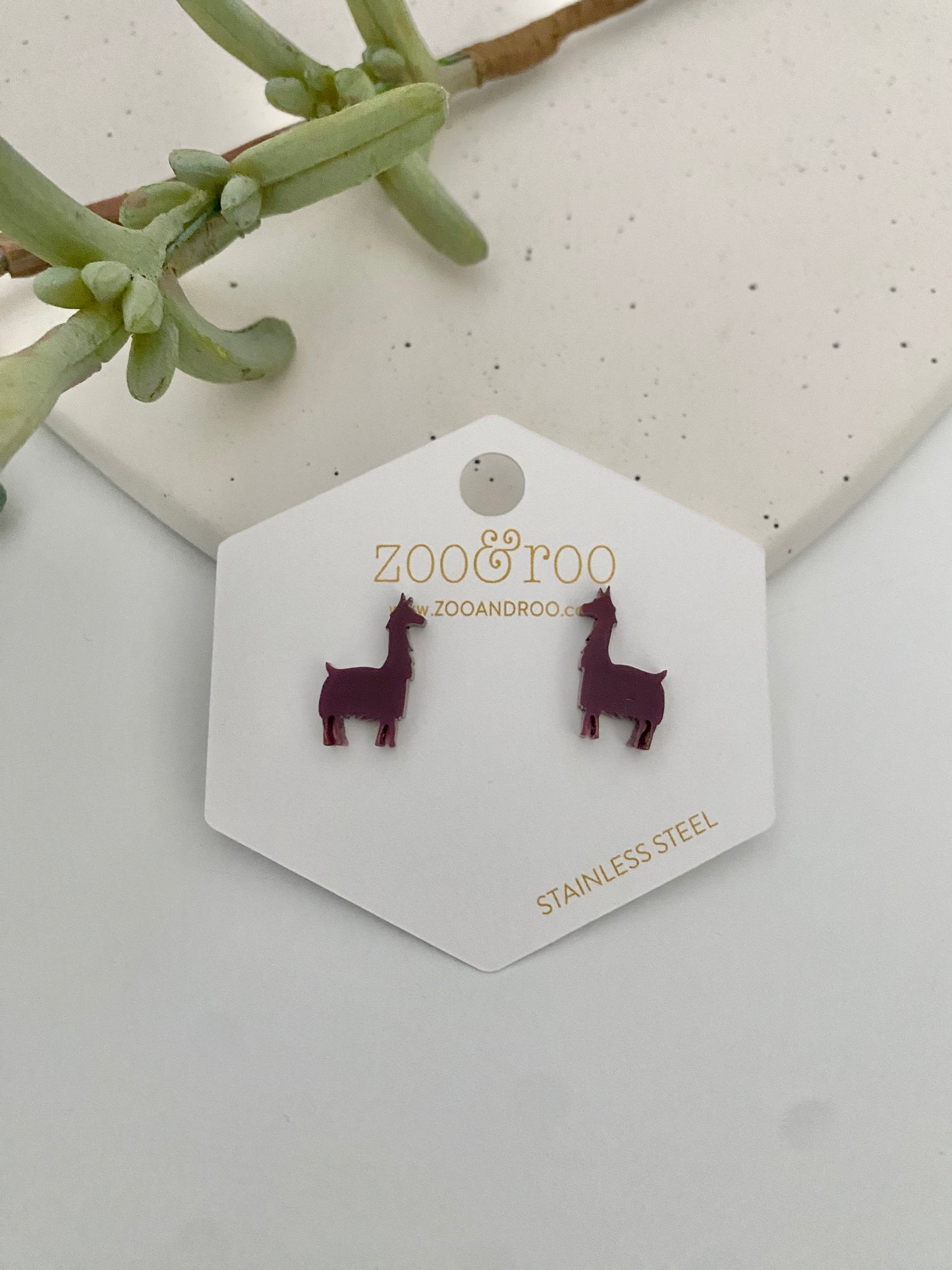 Llama Studs