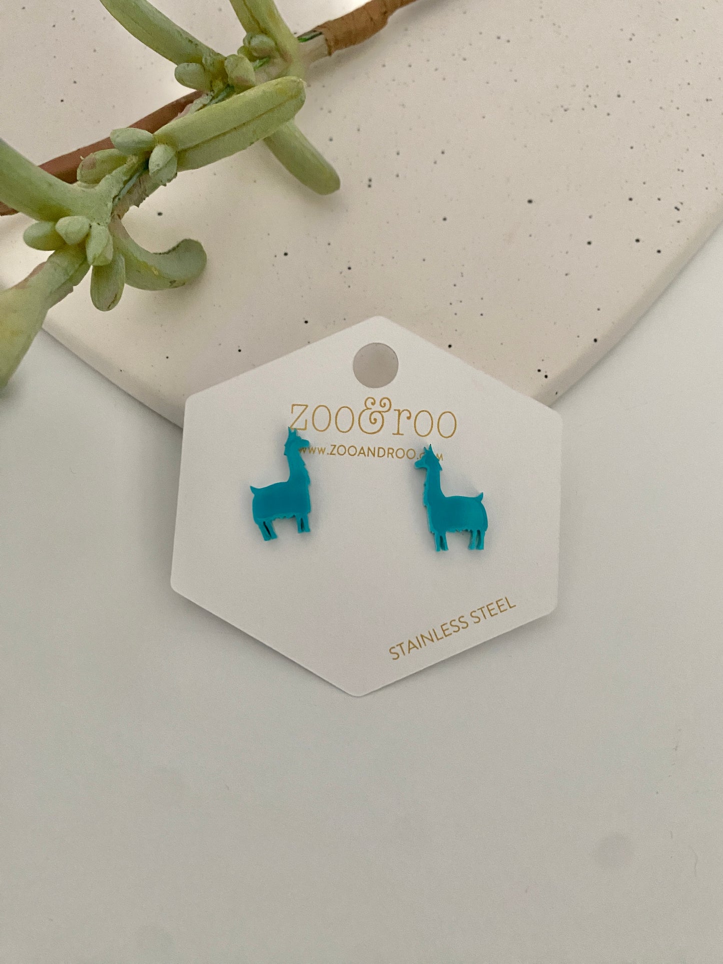 Llama Studs